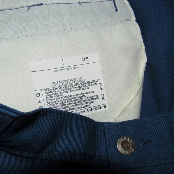 NWT FARAH Khakis Pleated Wrinkle Free Shorts  W36 - Picture 2 of 6